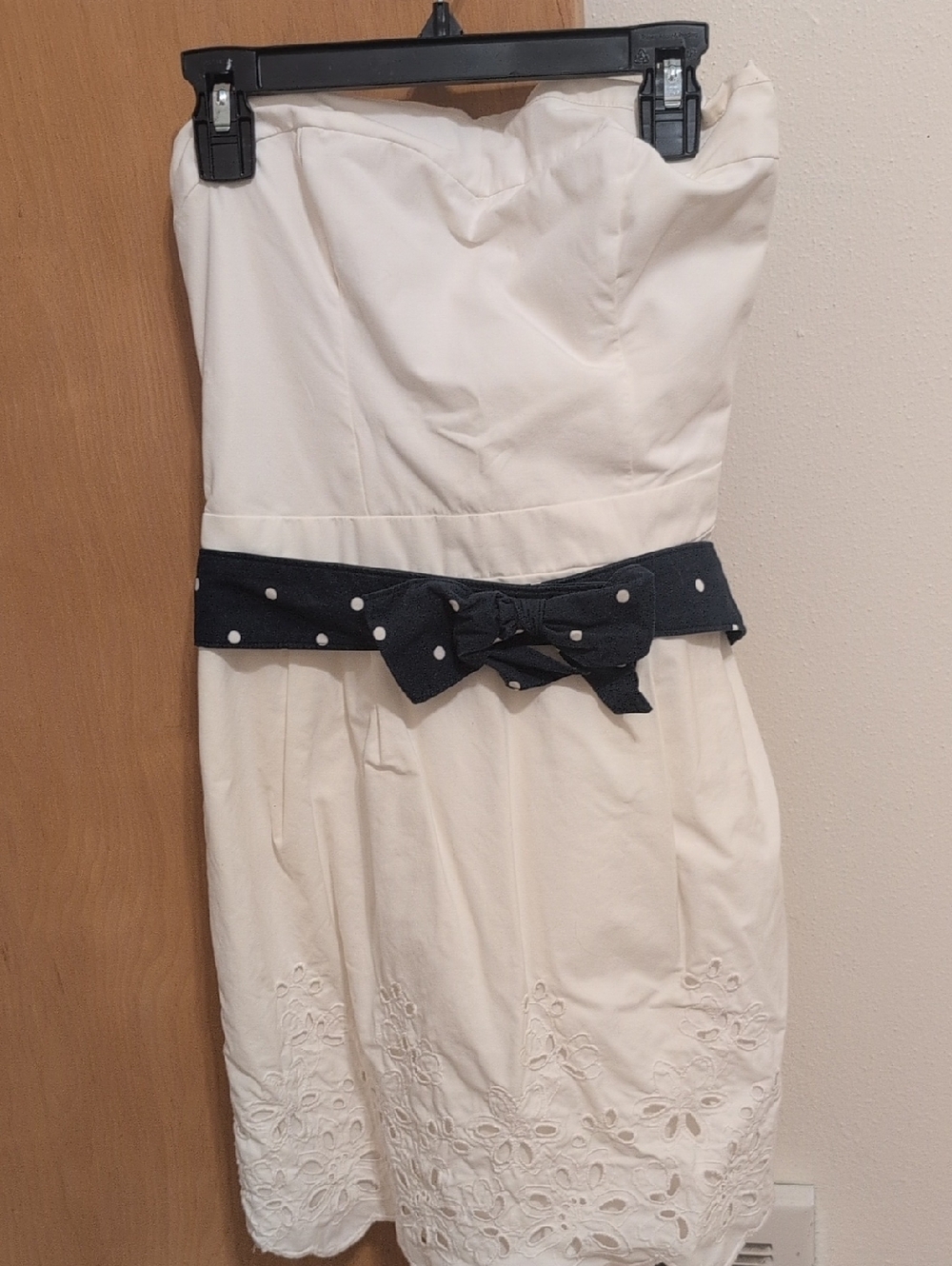 Hollister Cream Strapless Smocked Tube Top